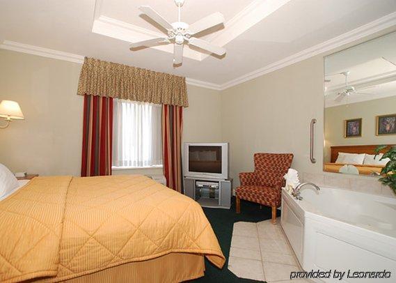 Comfort Inn At Northwest Expressway Oklahoma City Room photo